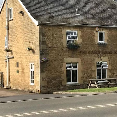 The Coach House Inn Oakham Esterno foto
