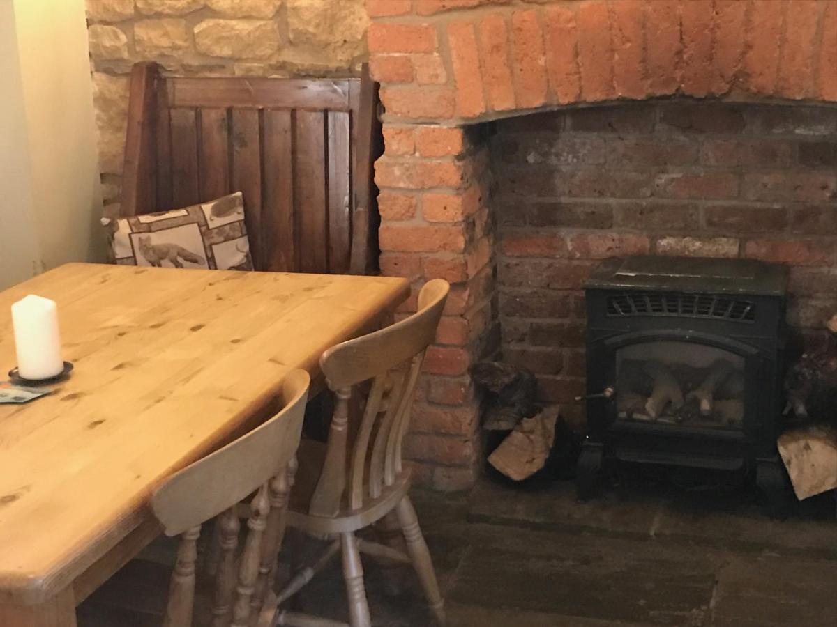 The Coach House Inn Oakham Esterno foto