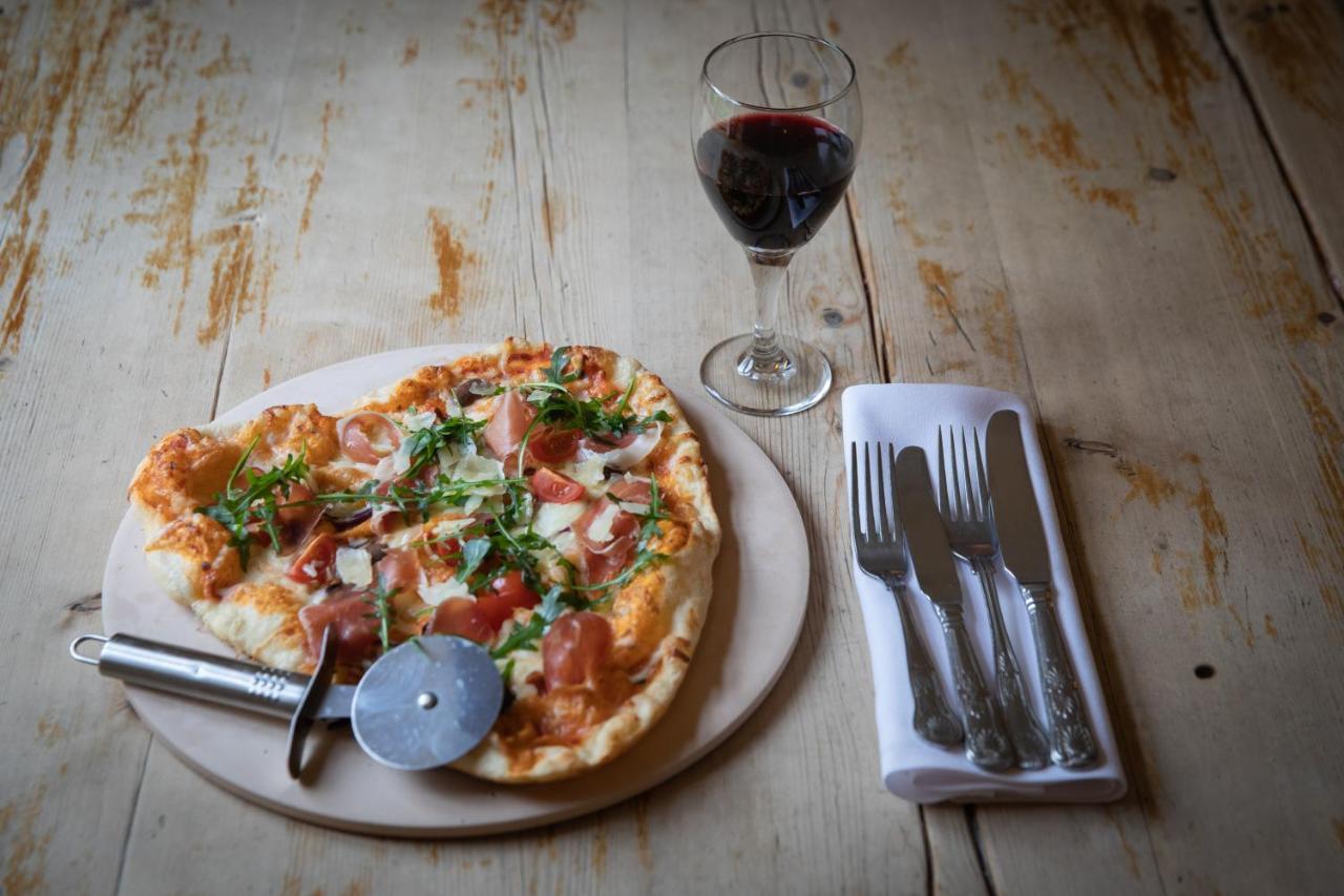 The Coach House Inn Oakham Esterno foto